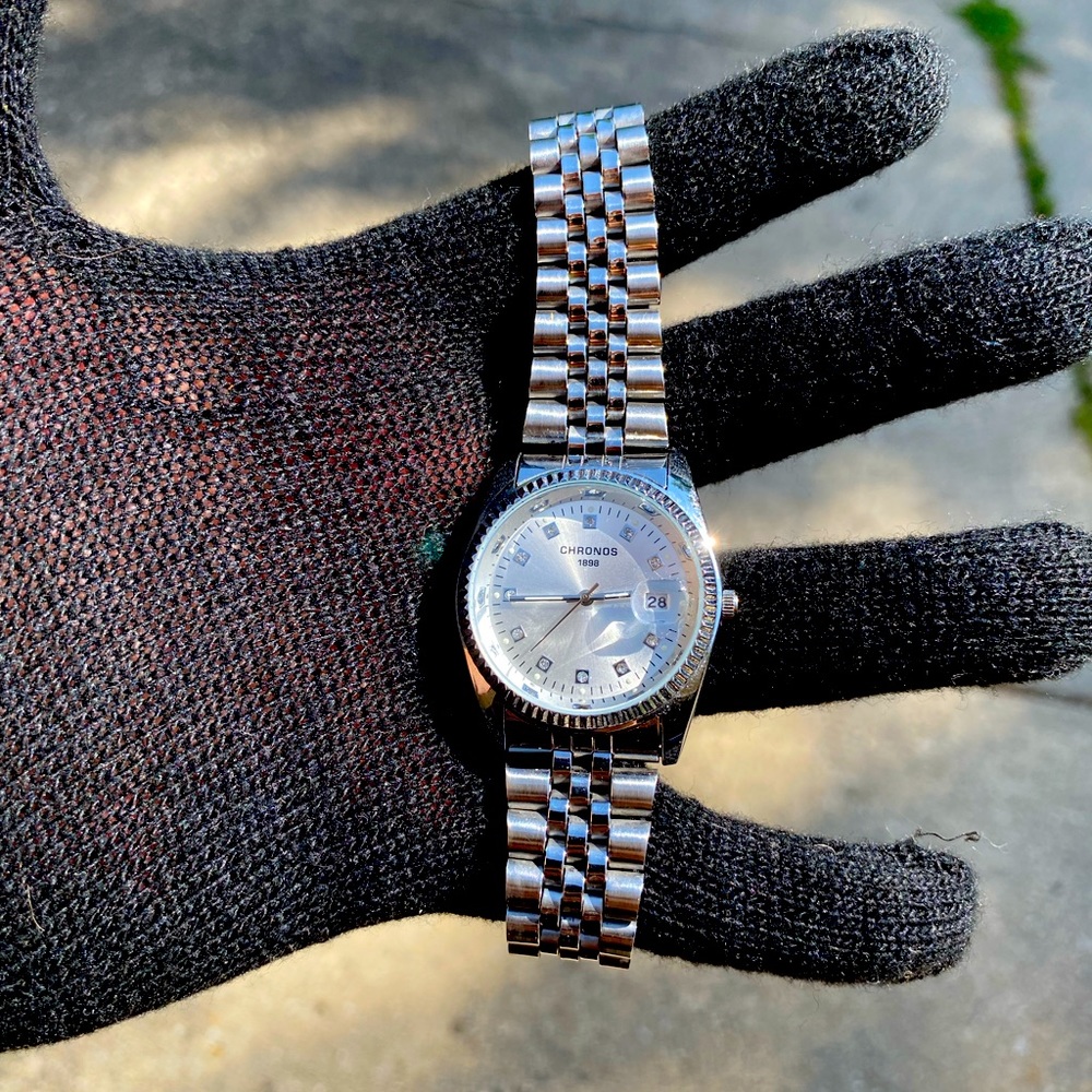 Brand New Men’s Silver Watch w Quartz